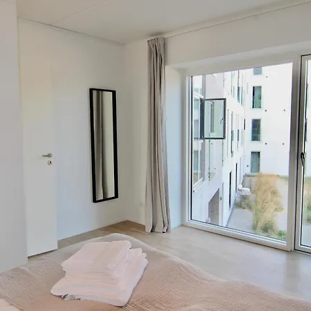 Great 2-bed Wprivate Balcony By Harbour 公寓 *